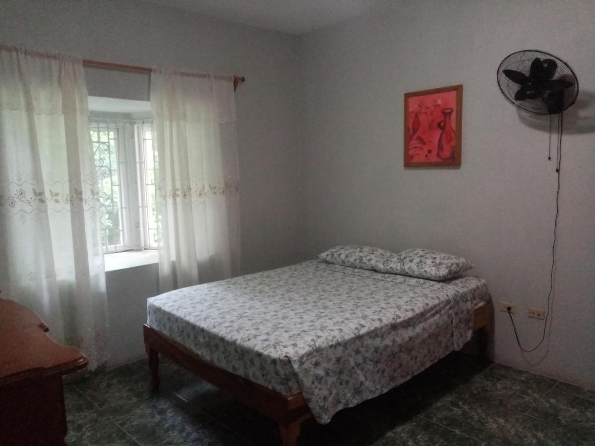 Fairy Hill Palms Apartment ปอร์ตอันโตนิโอ ภายนอก รูปภาพ