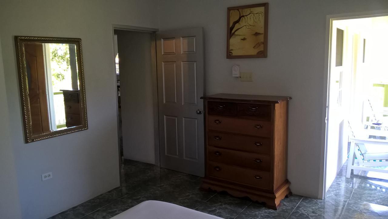 Fairy Hill Palms Apartment ปอร์ตอันโตนิโอ ภายนอก รูปภาพ